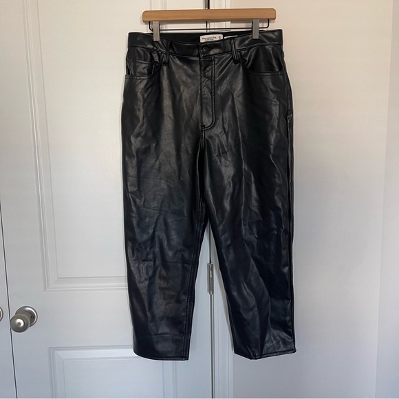 Abercrombie and Fitch Pants Ankle Straight Vegan Leather - Picture 3 of 8